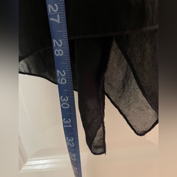 Black pebble and stone sz S cardigan with flowy scarf like trim - Picture 2 of 9